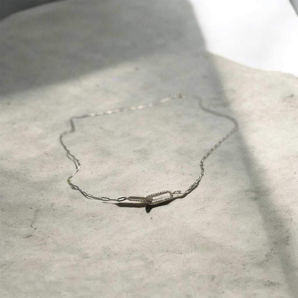 The Line Necklace
